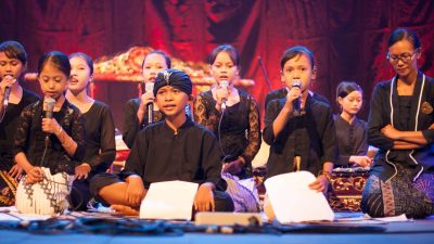 Contoh Tembang Macapat, Simak Sejarah Tradisi Lagu Daerah Indonesia