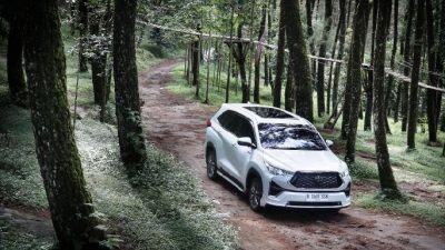 Mantap, Kijang Innova Zenix Hybrid Terjual 3.990 Unit