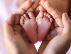 Belajar Dari Peristiwa Bayi Tertukar, Ini Tips Menjaga Agar Bayi Tidak Tertukar di RS