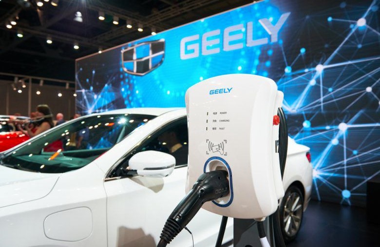 Merk Mobil Geely Diminta Untuk Buat Mobil Listrik Nasional di Indonesia