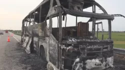 BUS AKDP Hangus Terbakar di Tumijajar, Tubaba