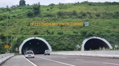 Pasca Gempa Sumedang, Tol Cisumdawu Diduga Alami Retak