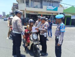 Edukasi Polisi di Pesibar: Meningkatkan Kesadaran Berlalu Lintas Pemotor