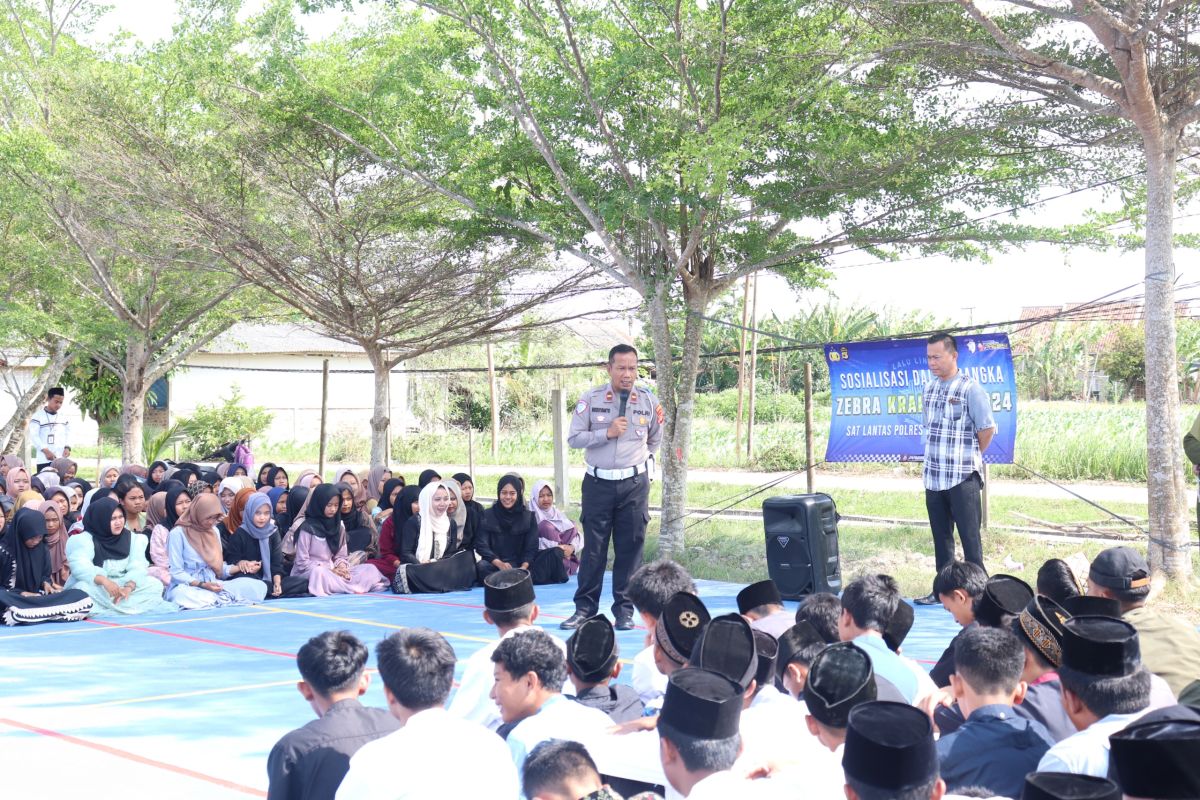 Tips Menjadi Pengendara yang Aman: Polres Lampung Selatan Edukasi Siswa