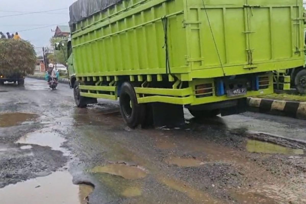 Kolaborasi Pemprov Lampung dan Pengusaha untuk Meningkatkan Keamanan Jalan
