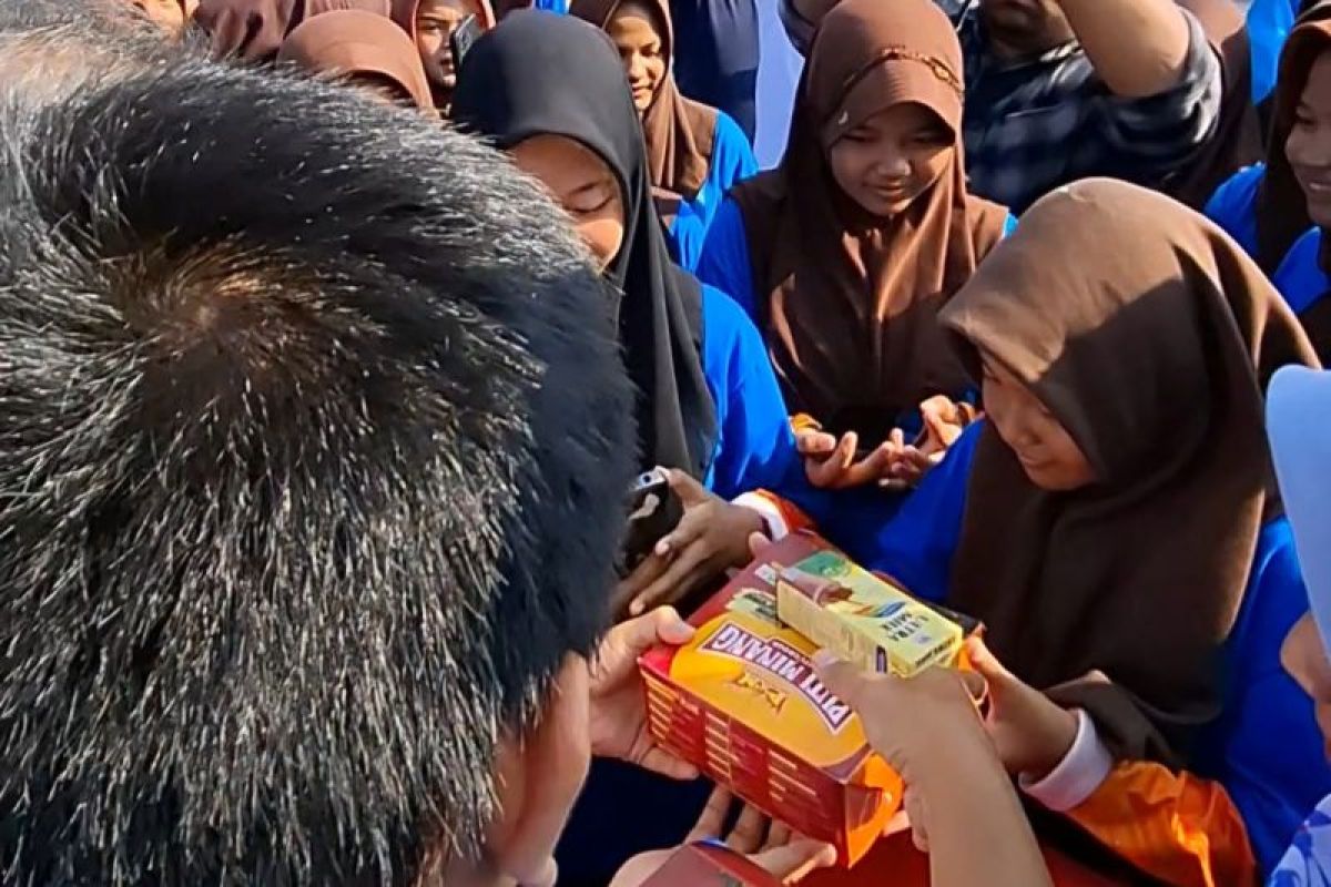Program Makan Bergizi Gratis DPRD Lampung: Segera Terealisasi!