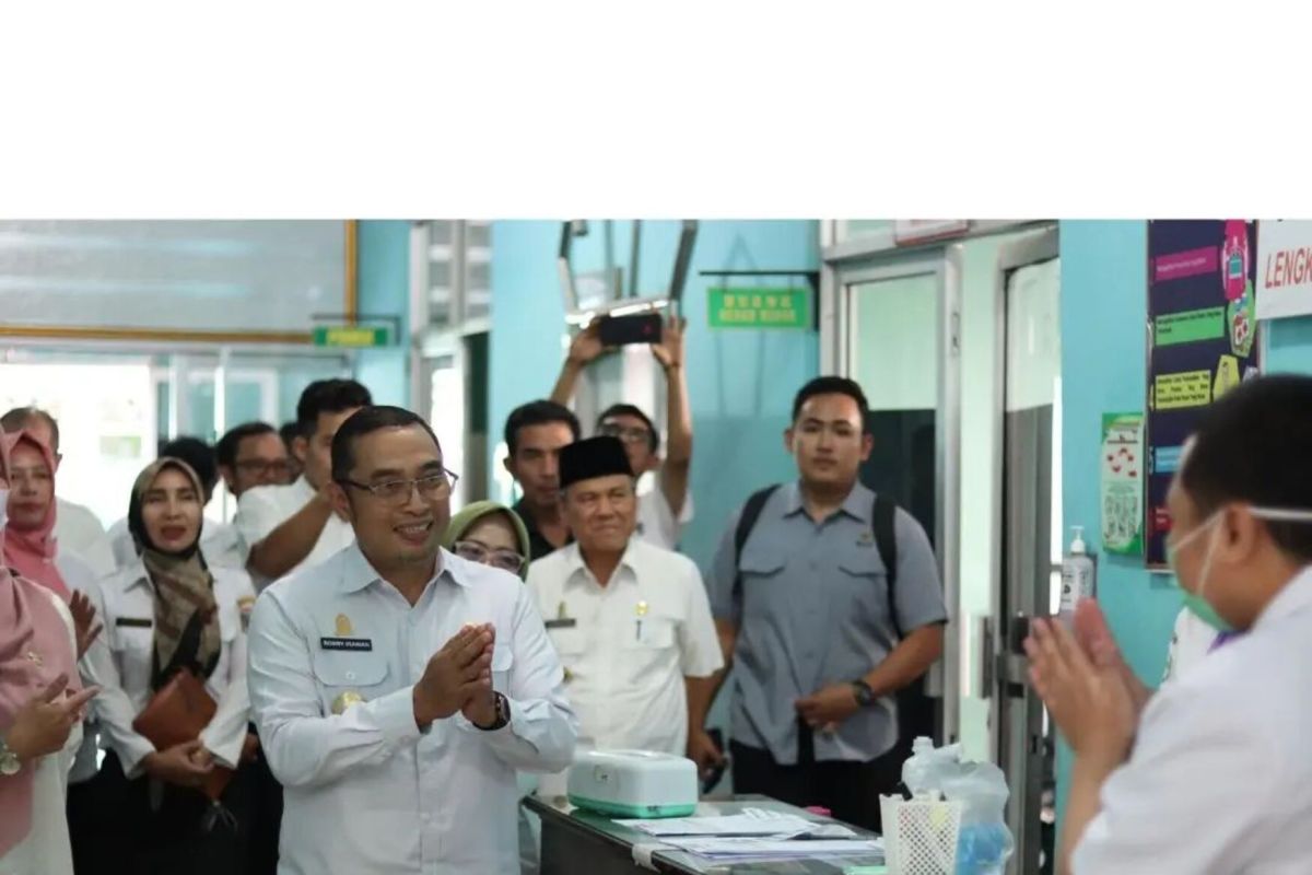 Pj Bupati Lampung Tengah Mendorong Pelayanan Kesehatan yang Optimal Bagi Masyarakat