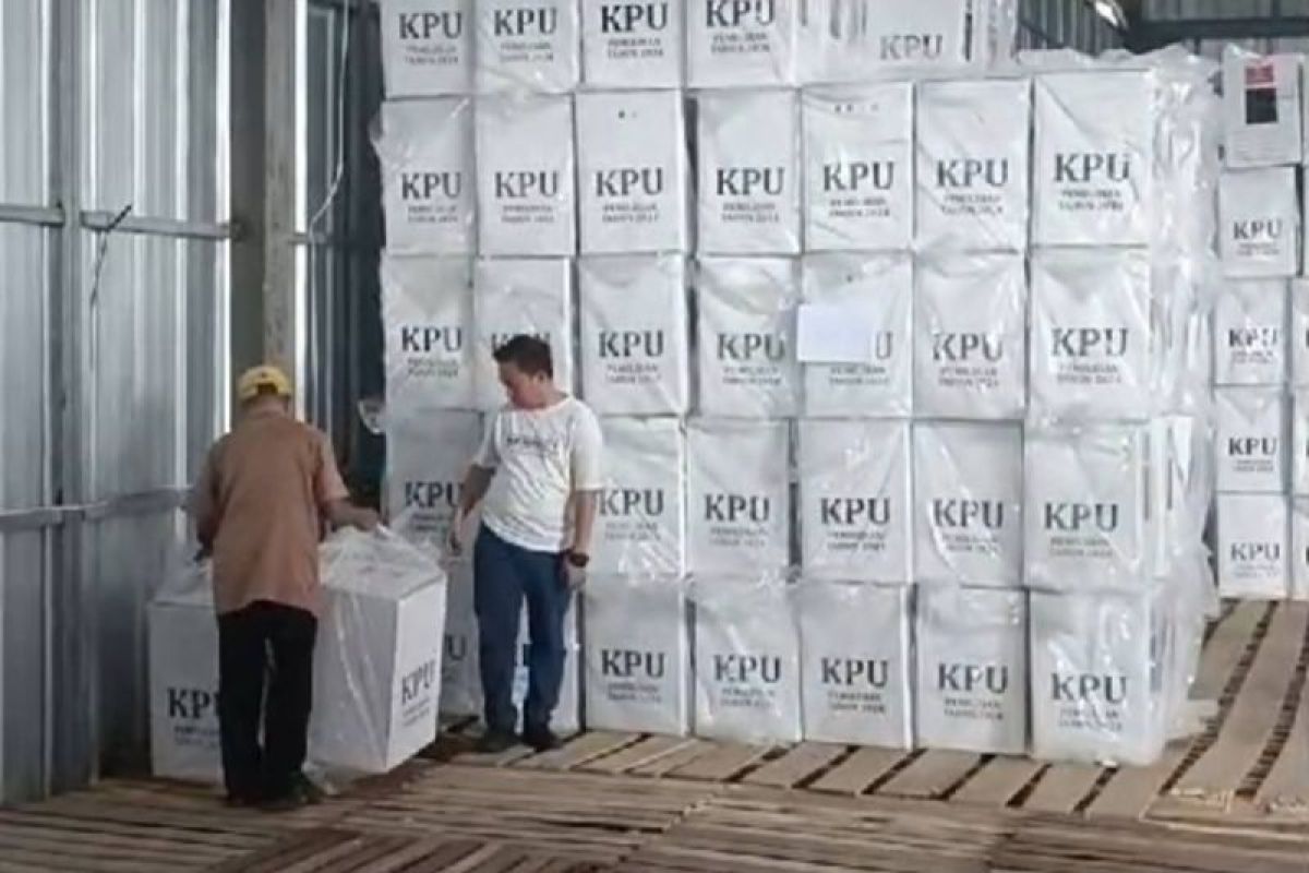 Persiapan Pilkada 2024: KPU Bandarlampung Terima Logistik dari PPK