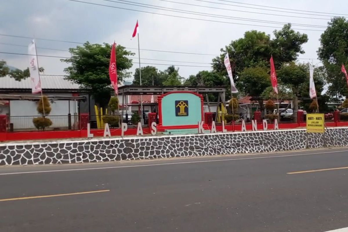 Kritik Tegas terhadap Pungli di Lapas: Penitipan Ponsel di Loker
