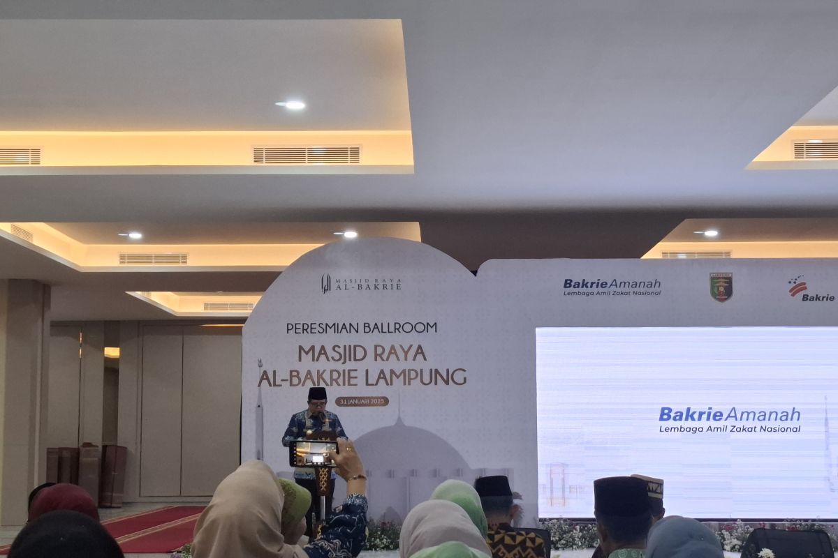 Masjid Al-Bakrie Lampung: Tempat Berkumpul dan Beribadah Samsudin