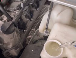 Apa Fungsi Air Radiator pada Mobil? Kenapa Penting dan Bagaimana Merawatnya?