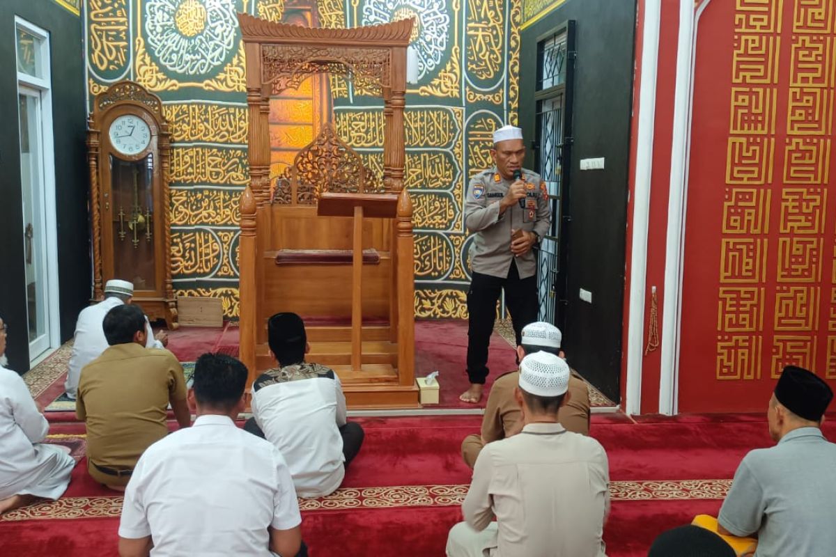 Waspadalah! Polisi Berikan Edukasi Mengenai Ancaman Harimau di Lampung Barat