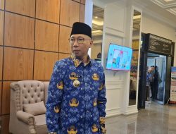 Pekerja Lampung Menunggu THR, Gubernur Minta Perusahaan Segera Bayar!
