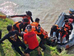 Tragedi Tenggelam: Tim SAR Temukan Pemuda Muda di Sungai Way Katibung