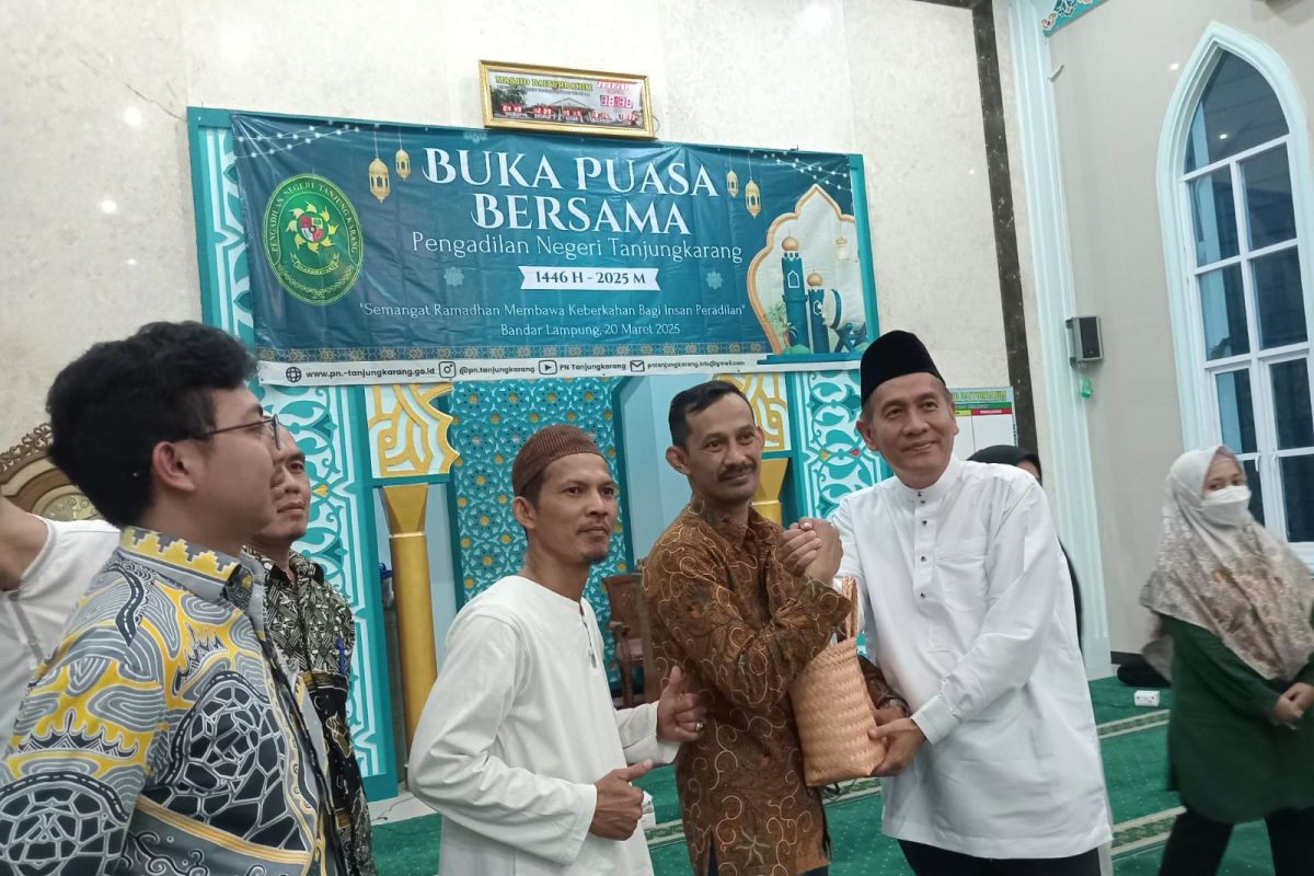 Pererat Silaturahmi di Bulan Ramadhan: Panggilan Pengadilan untuk Seluruh Insan