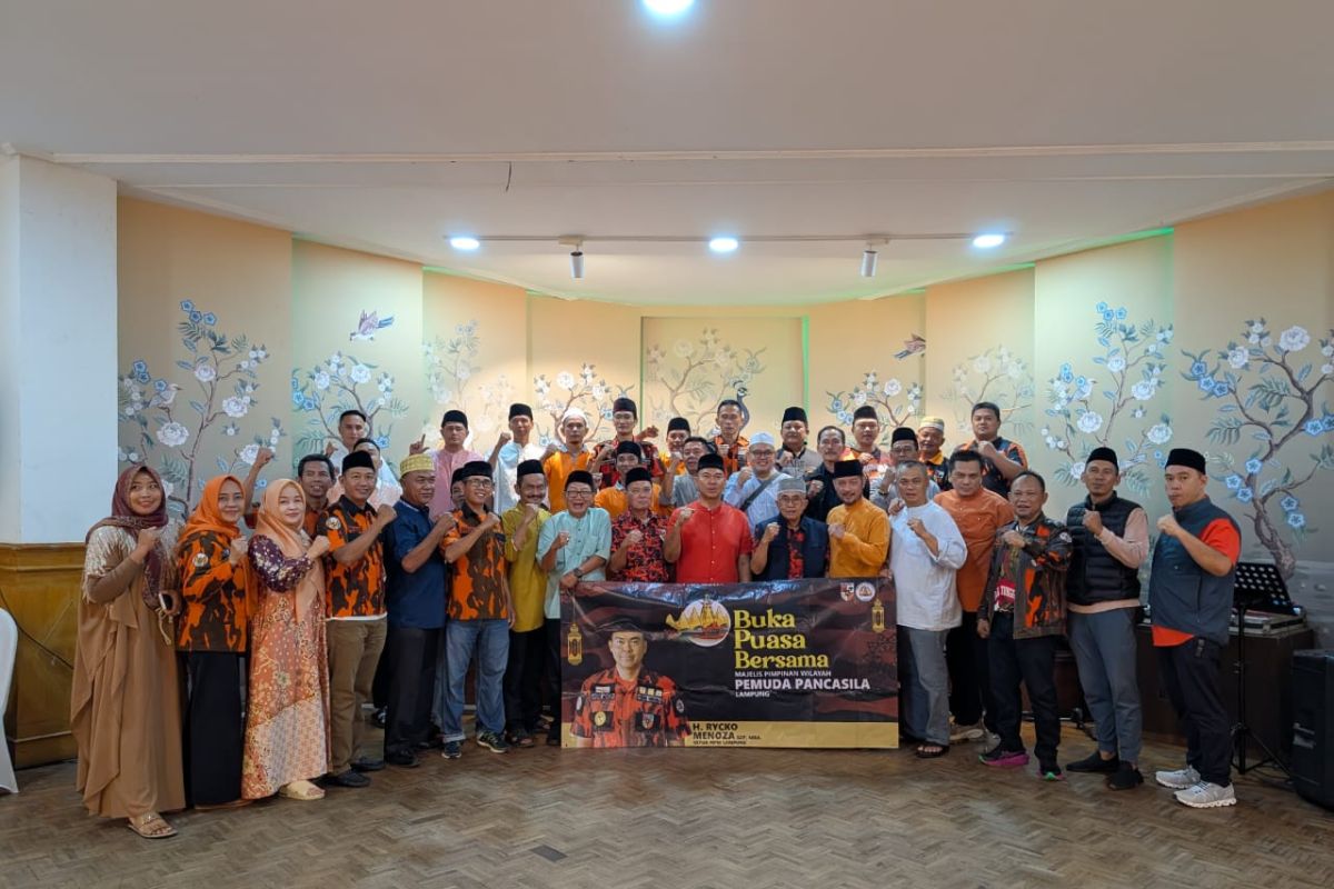 Bukber Seru Bersama Ketua MPW Pemuda Pancasila Lampung