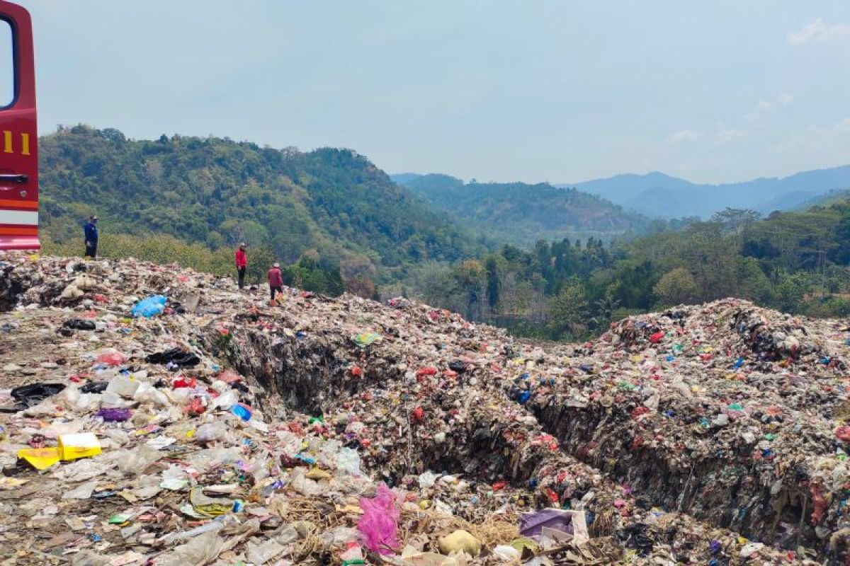 Solusi Terbaik untuk Mengatasi Masalah Sampah di Kota: TPA Regional oleh DLH Lampung