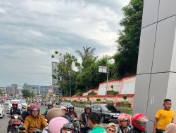 Grab Berbagi Ratusan Takjil di Lampung untuk Rayakan Bulan Suci