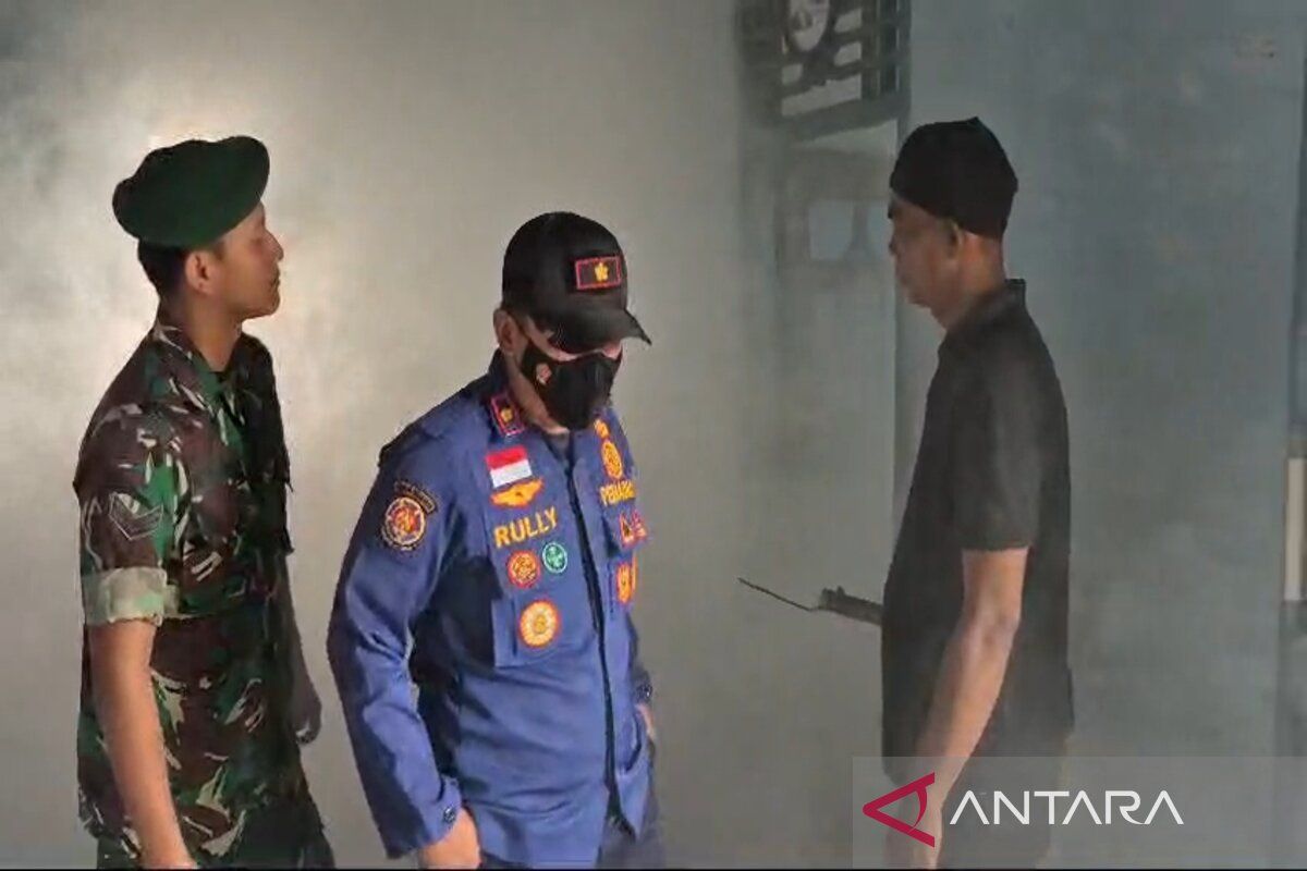 Langkah Cegah Penyebaran DBD: Fogging di 100 Rumah oleh Damkarmat Lampung Selatan