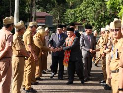 Parosil Membawa Semangat Baru: Ajakan Peningkatan Etos Kerja dan Kekompakan di Hari Pertama Kerja