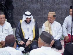 Momen Spesial: Bupati Pringsewu Berbuka Puasa dengan Syeikh Abdurrahman Al ‘Ausy
