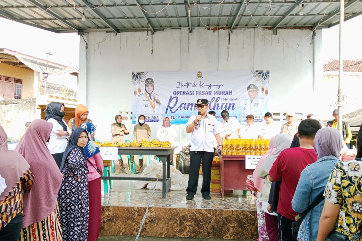 Operasi Pasar Murah Ramadhan Kota untuk Warga Rajabasa