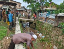 10 Bangunan di Atas Sungai Disita oleh Pemerintah Kota Bandarlampung
