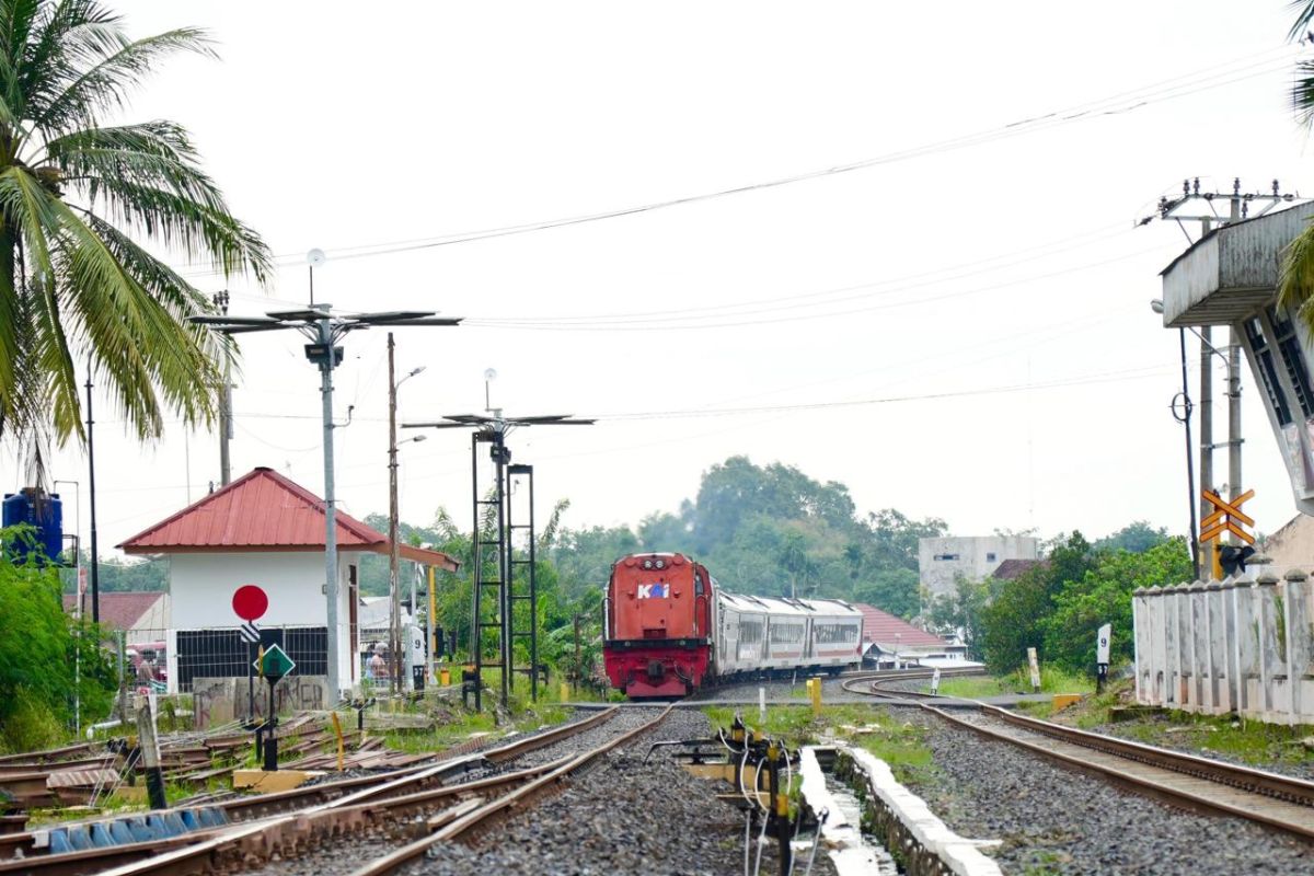Peringatan Bahaya! 9 Kecelakaan Terjadi di Perlintasan KA Tanjungkarang hingga April 2025