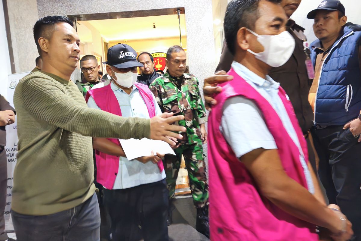 Mantan Bupati Lampung Timur Ditetapkan Sebagai Tersangka Korupsi: Berita Terbaru yang Harus Kamu Ketahui