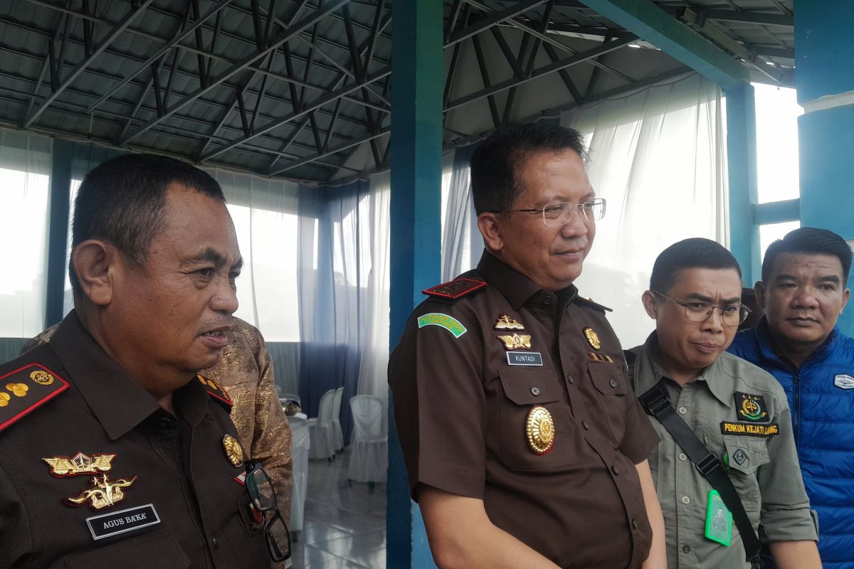 Peningkatan Proses Penanganan Kasus Gerbang Rumah Dinas Bupati Lamtim: Barang Bukti Segera Dikumpulkan