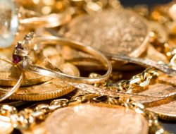 Harga Emas Perhiasan Hari Ini 8 Mei 2025, Waktu Tepat Tambah Investasi?