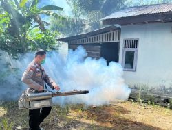 Upaya Polres Pesisir Barat untuk Menangani Penyebaran Virus dengan Fogging