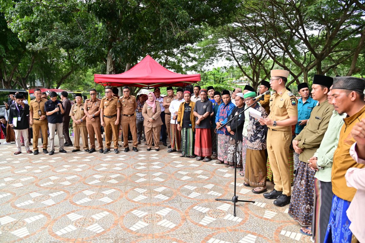 Menakjubkan! Bupati Lampung Selatan Lepas Ribuan Santri ke Pesantren Lirboyo