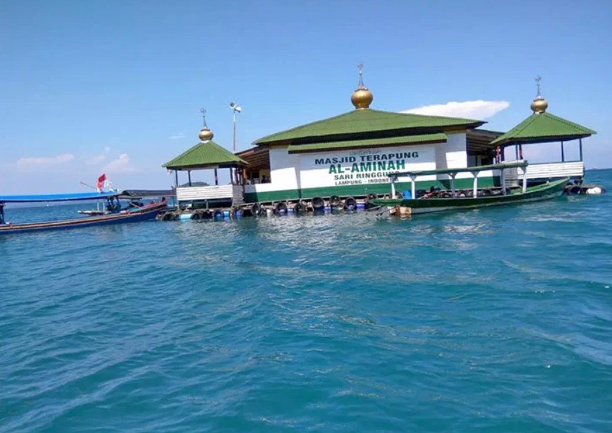 masjid terapung pantai sari ringgung lampung masjid terapung pantai sari ringgung lampung