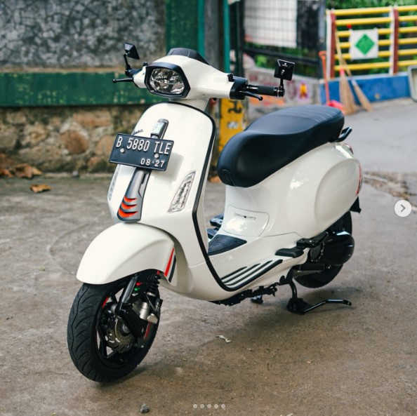 Modifikasi Vespa Sprint S by IG tukskuter Modifikasi Vespa Sprint S by IG tukskuter