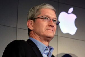 Isi Surat Tim Cook untuk Penggemar Apple setelah Mundur dari Kursi CEO