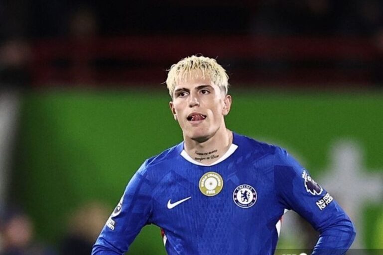 Nicky Butt Benarkan Keputusan Man United Jual Garnacho ke Chelsea