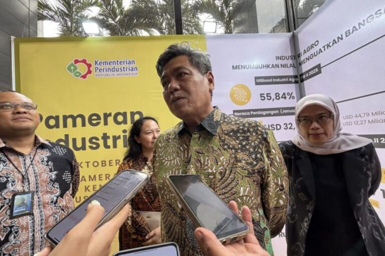 Harga Plastik Mahal, Kemenperin Sarankan Industri Kemasan Beralih Gunakan Kertas hingga Kaca