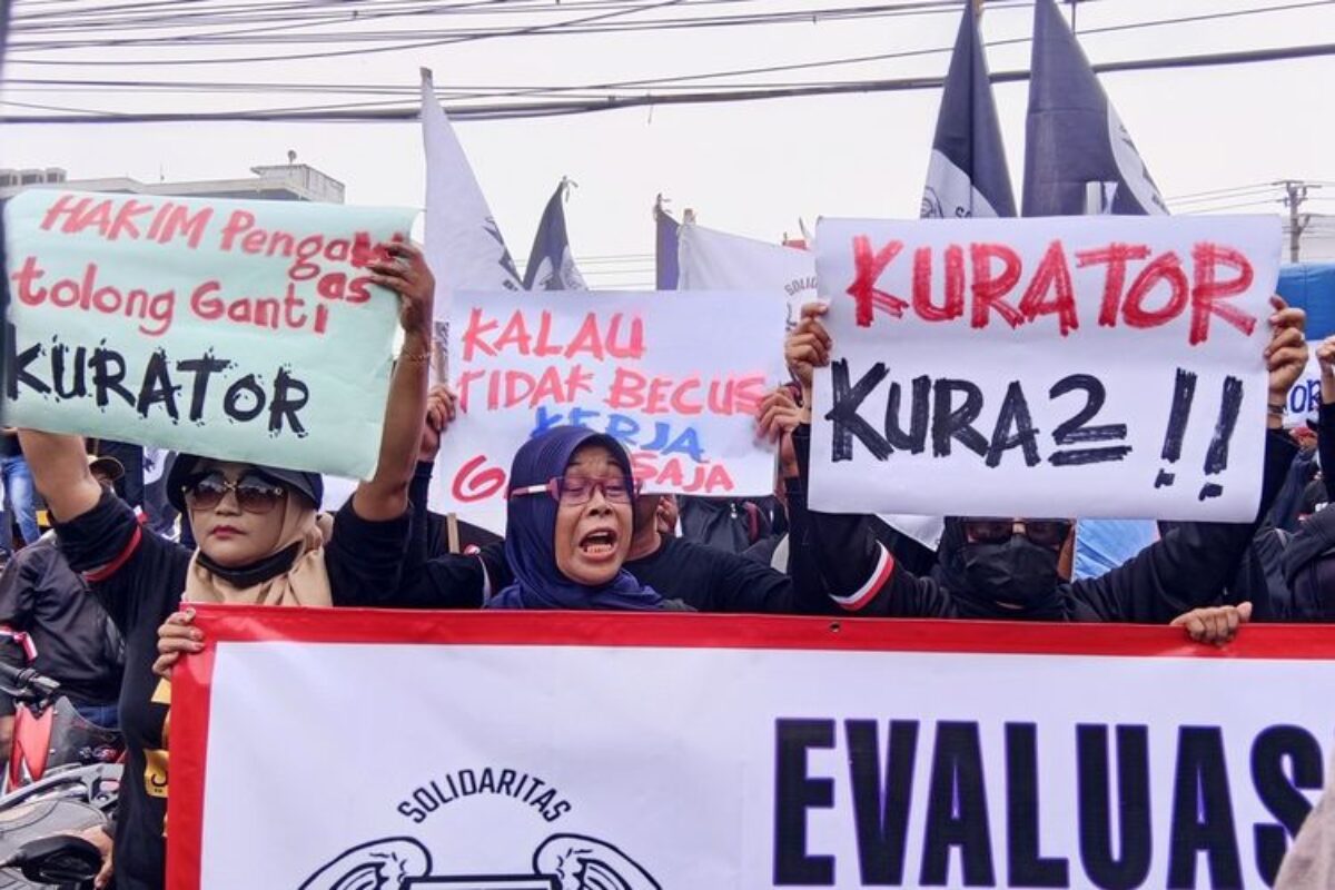 Eks Karyawan Sritex Menunggu Pesangon dan THR, Jual Aset Hingga Kerja Serabutan