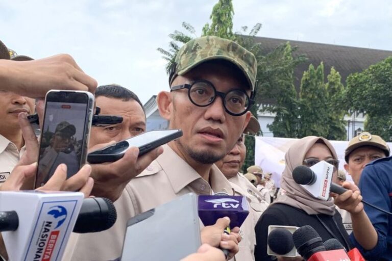 Wamenhaj Imbau Daerah Kurangi Seremonial Pelepasan Haji