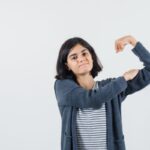 Jangan Hanya Ajarkan Patuh, Ini Cara Mendidik Anak Perempuan agar Tangguh