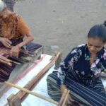 Perjuangan Para Kartini di Flores Timur, Setia Jaga Warisan Leluhur dengan Menenun