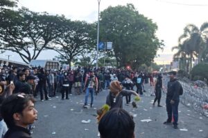 7 Fakta Demo Kaltim 21 April: DPRD Setuju Hak Angket, Gubernur Bungkam