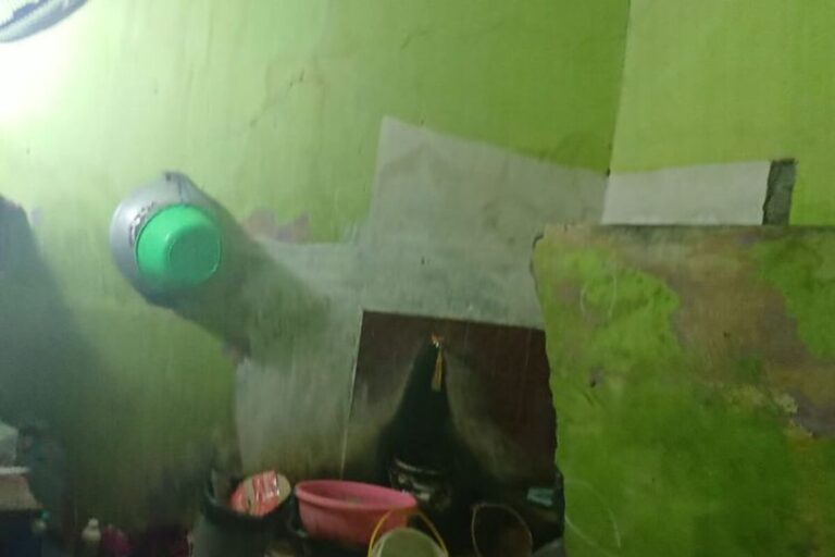 Tembok Kamar Mandi Roboh Tewaskan Penghuni di Jakut Sudah Retak dan Rapuh