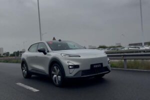 Mencoba Langsung Changan Deepal S05 REEV di Chongqing