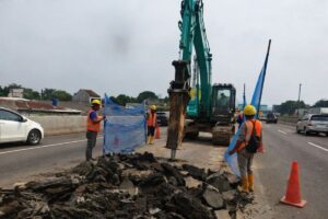 Atur Waktu Perjalanan, Sejumlah Lajur Tol Jakarta-Tangerang Ditutup
