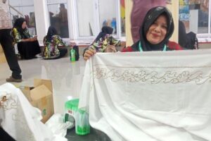 Minyak Sawit Kini Jadi Bahan Alternatif Pembuatan Batik di Riau, Motif Diklaim Lebih Cerah