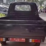 Mobil Dinas Parkir di Trotoar Jakpus, Satpol PP DKI Minta Maaf