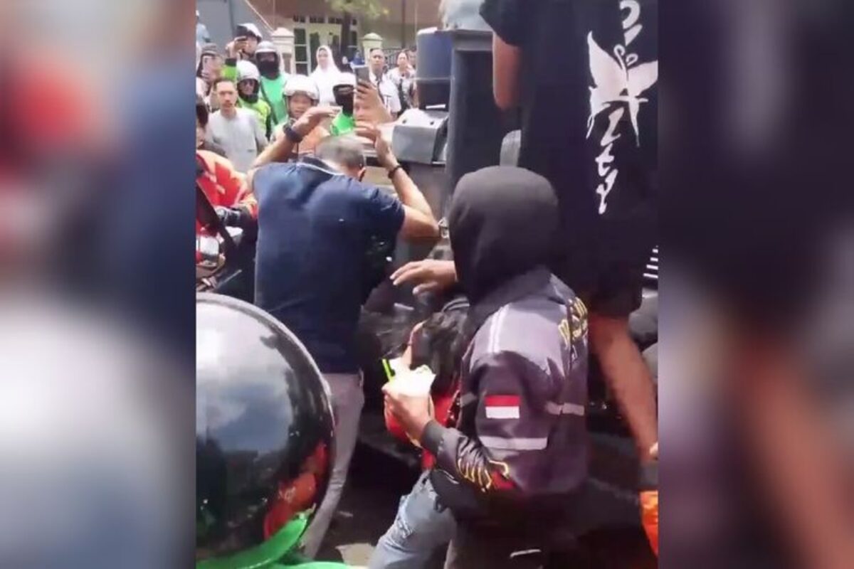 Berawal dari Pesanan Air Mineral, Pria di Makassar Meringkuk di Sel karena Aniaya Ojol Wanita